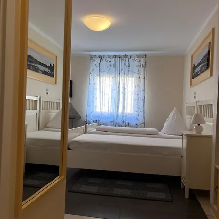 게스트하우스 Sleep & Living Ehem 포르스트